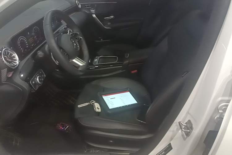 Used Mercedes-Benz A-Class 2025 A 200 L Fashion Model Left Front Seat
