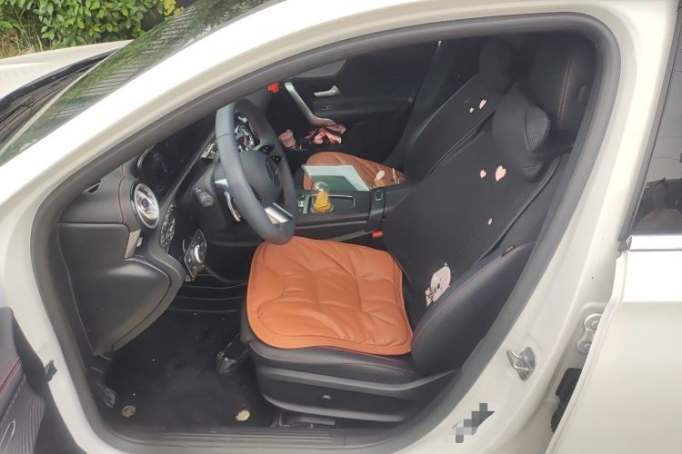 Used Mercedes-Benz A-Class 2025 A 200 L Fashion Model Left Front Seat