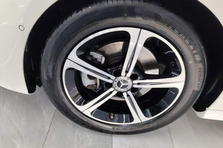 Used Mercedes-Benz A-Class 2025 A 200 L Fashion Model Left Front Wheel Hub
