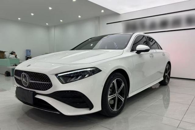 Used Mercedes-Benz A-Class 2025 A 200 L Fashion Model