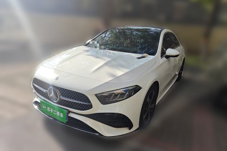 Mercedes-Benz A-Class 2025 A 200 L Fashion Model