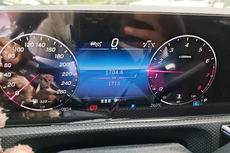 Used Mercedes-Benz A-Class 2025 A 200 L Fashion Model Odometer Close Up