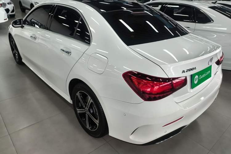 Used Mercedes-Benz A-Class 2025 A 200 L Fashion Model Rear Left 45 Deg