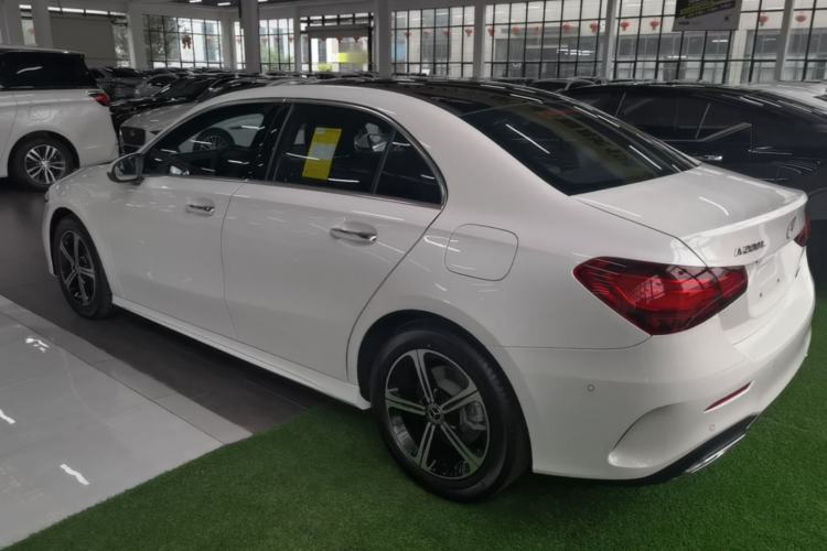 Used Mercedes-Benz A-Class 2025 A 200 L Fashion Model Rear Left 45 Deg