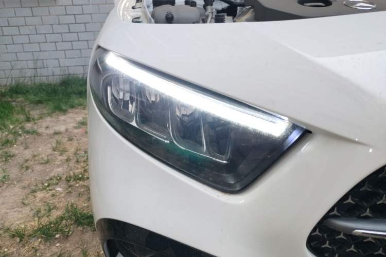 Used Mercedes-Benz A-Class 2025 A 200 L Fashion Model Right Front Headlight