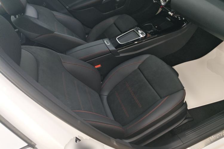 Used Mercedes-Benz A-Class 2025 Facelifted A 200 L Fashion Edition Right Front Seat