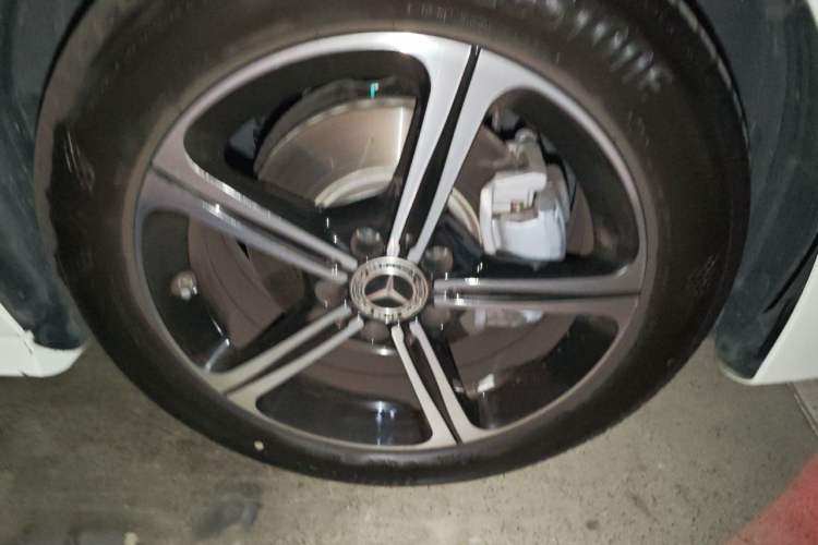 Used Mercedes-Benz A-Class 2025 A 200 L Fashion Model Right Front Wheel Hub