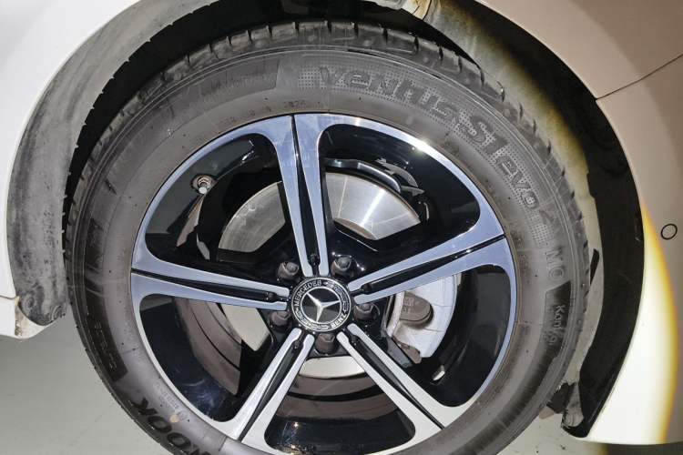 Used Mercedes-Benz A-Class 2025 A 200 L Fashion Model Right Front Wheel Hub