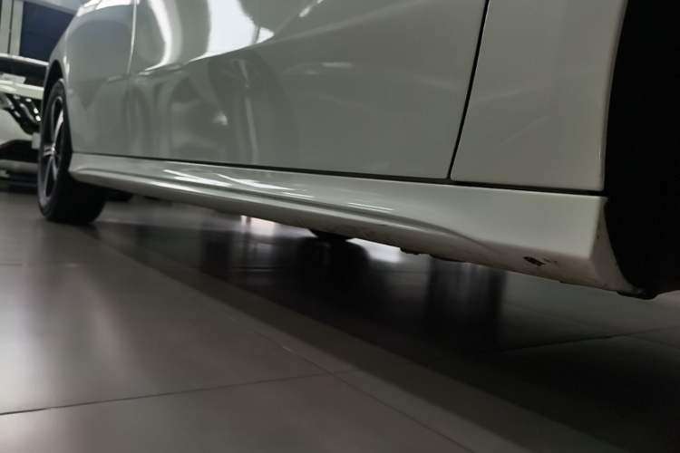 Used Mercedes-Benz A-Class 2025 A 200 L Fashion Model Right Side Sill