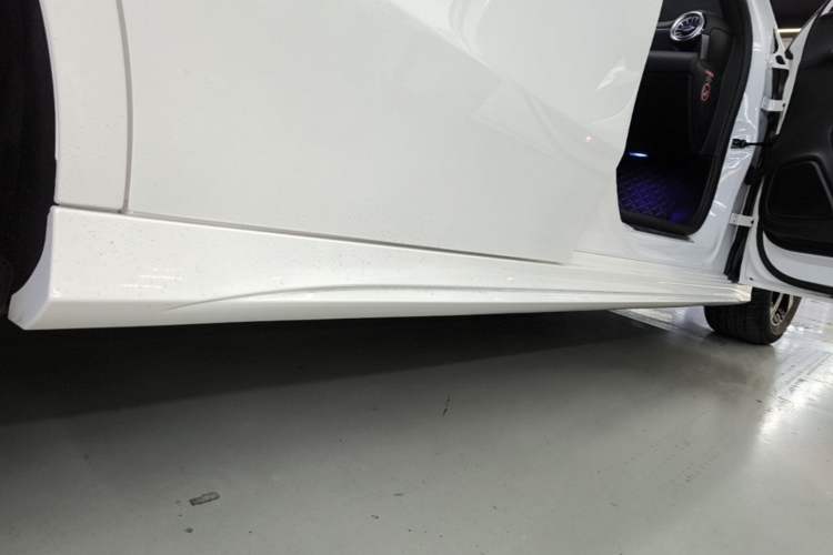Used Mercedes-Benz A-Class 2025 A 200 L Fashion Model Right Side Sill