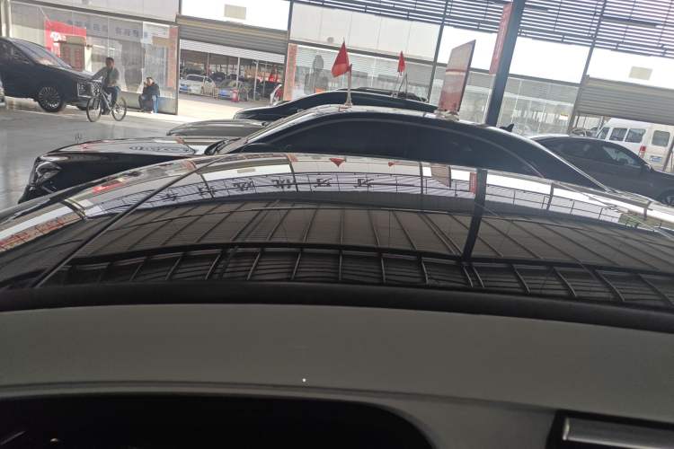 Used Mercedes-Benz A-Class 2025 A 200 L Fashion Model Roof