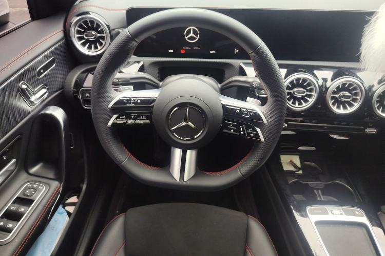 Used Mercedes-Benz A-Class 2025 A 200 L Fashion Model Steering Wheel