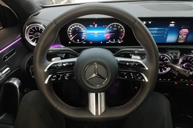 Used Mercedes-Benz A-Class 2025 A 200 L Fashion Model Steering Wheel