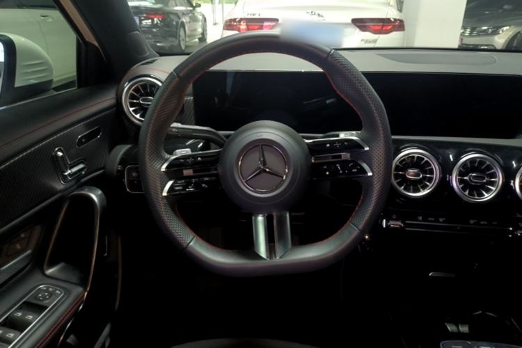 Used Mercedes-Benz A-Class 2025 A 200 L Fashion Model Steering Wheel