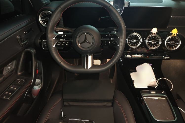 Used Mercedes-Benz A-Class 2025 A 200 L Fashion Model Steering Wheel