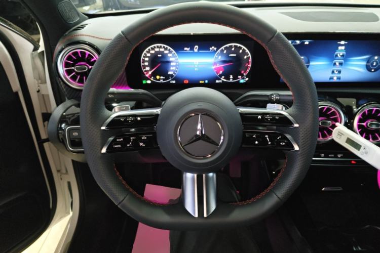 Used Mercedes-Benz A-Class 2025 A 200 L Fashion Model Steering Wheel