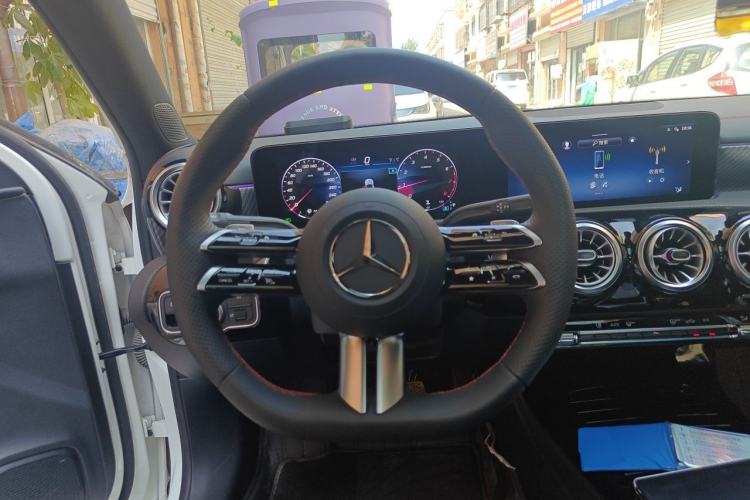 Used Mercedes-Benz A-Class 2025 A 200 L Fashion Model Steering Wheel