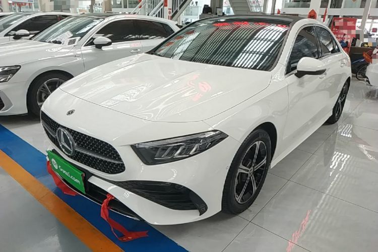 Ojetý Mercedes-Benz A-Class 2025 A 200 L Fashion Model Guazi used car, China used car export, Used car for sale, Used  cars, Cheapest cars for sale