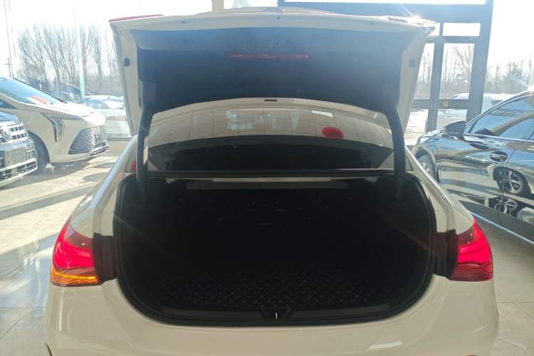 Used Mercedes-Benz A-Class 2025 A 200 L Fashion Model Trunk