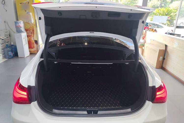 Used Mercedes-Benz A-Class 2025 A 200 L Fashion Model Trunk