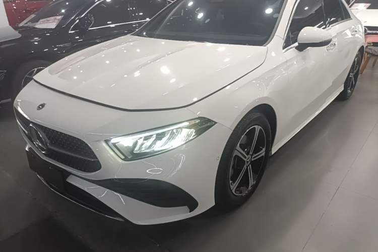 Ojetý Mercedes-Benz A-Class 2025 A 200 L Fashion Model Guazi used car, China used car export, Used car for sale, Used  cars, Cheapest cars for sale