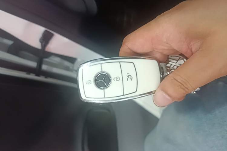 Used Mercedes-Benz A-Class 2025 A 200 L Fashion Model Vehicle Key