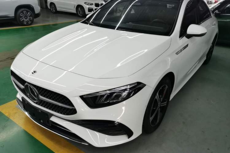 Gebrauchter Mercedes-Benz A-Class 2025 A 200 L Fashion Model Guazi used car, China used car export, Used car for sale, Used  cars, Cheapest cars for sale
