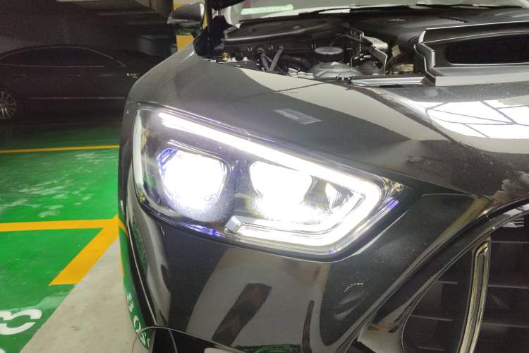 Used Mercedes-Benz AMG GT 2025 AMG GT 50 Four-Door Coupe China Special Edition Right Front Headlight