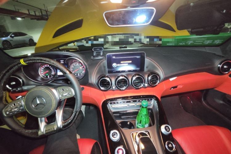Used Mercedes-Benz AMG GT 2015 AMG GT S Center Console