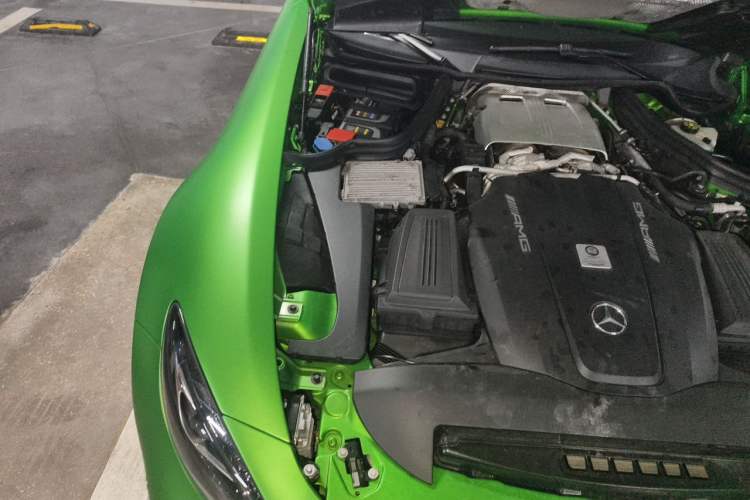 Used Mercedes-Benz AMG GT 2017 AMG GT R Engine Bay Right
