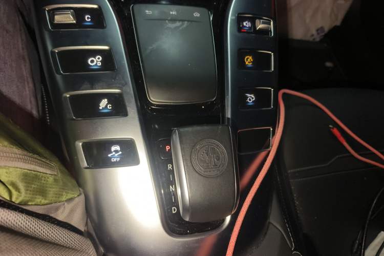 Used Mercedes-Benz AMG GT 2019 AMG GT 50 four-door sports car Gear Lever