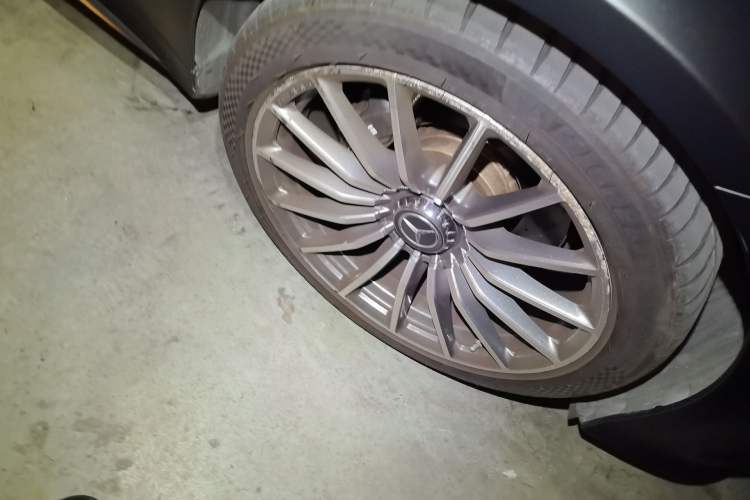 Used Mercedes-Benz AMG GT 2019 AMG GT 50 four-door sports car Right Front Wheel Hub