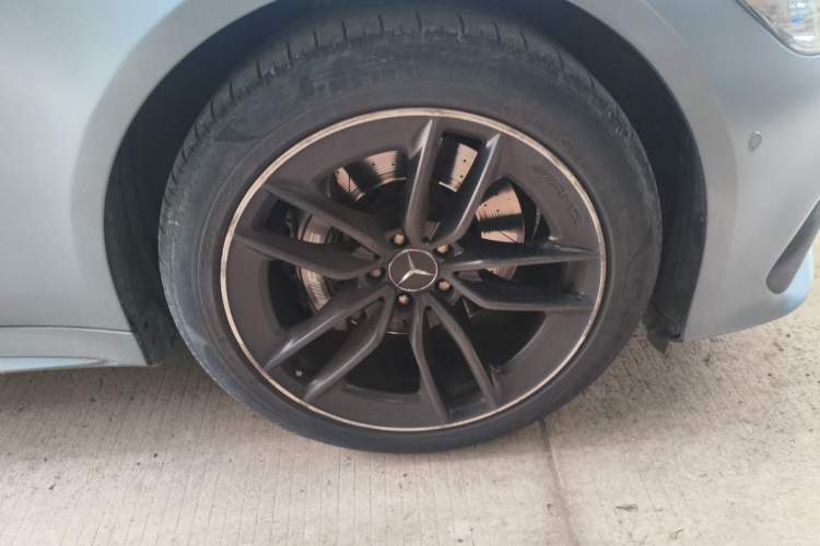 Used Mercedes-Benz AMG GT 2019 AMG GT 53 4MATIC+ Four-Door Coupe Right Front Wheel Hub