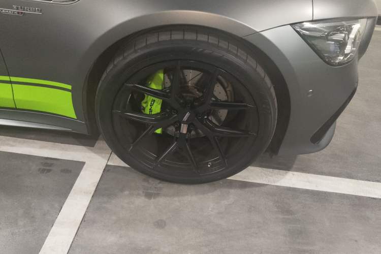 Used Mercedes-Benz AMG GT 2019 AMG GT 50 four-door sports car Right Front Wheel Hub