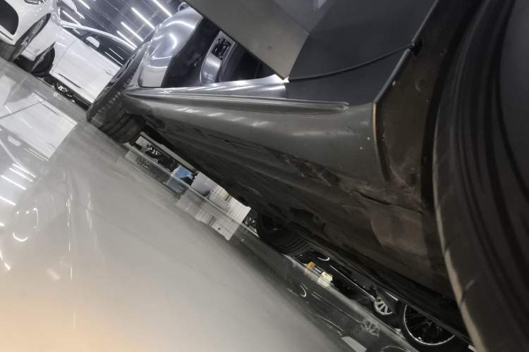 Used Mercedes-Benz AMG GT 2019 AMG GT 50 four-door sports car Right Side Sill
