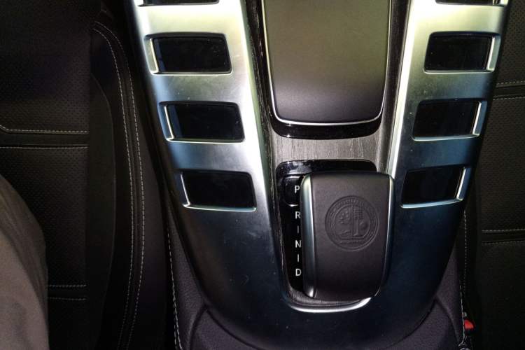 Used Mercedes-Benz AMG GT 2020 AMG GT 53 4MATIC+ Four-Door Coupe Gear Lever