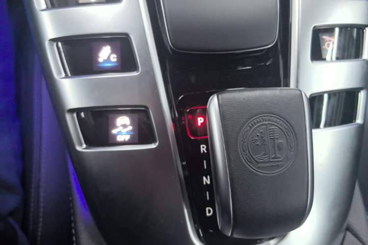 Used Mercedes-Benz AMG GT 2020 AMG GT 50 Four-Door Coupe Gear Lever
