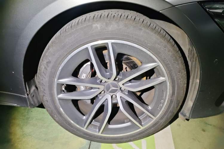 Used Mercedes-Benz AMG GT 2020 AMG GT 50 Four-Door Coupe Right Front Wheel Hub