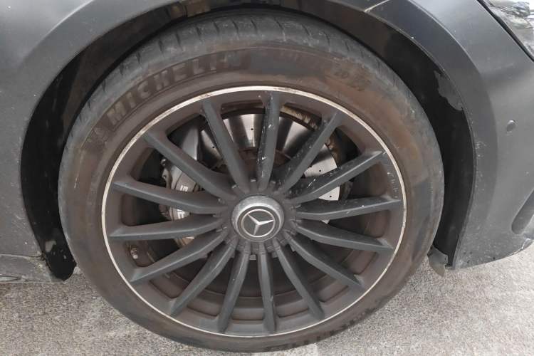 Used Mercedes-Benz AMG GT 2020 AMG GT 50 Four-Door Coupe Right Front Wheel Hub