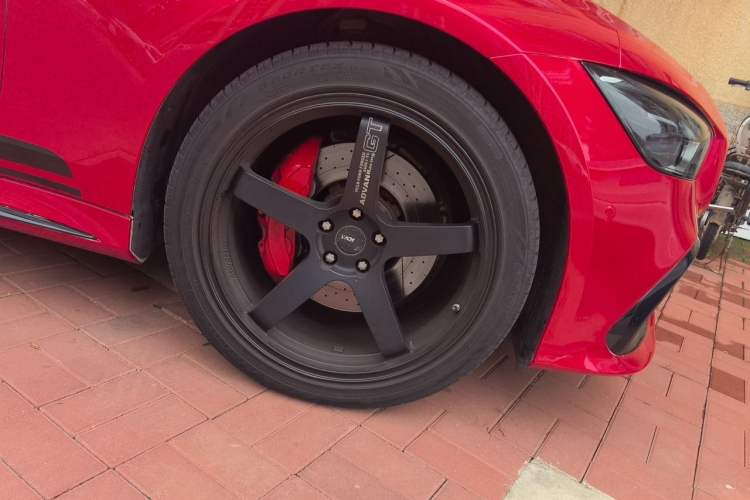 Used Mercedes-Benz AMG GT 2020 AMG GT 50 Four-Door Coupe Right Front Wheel Hub