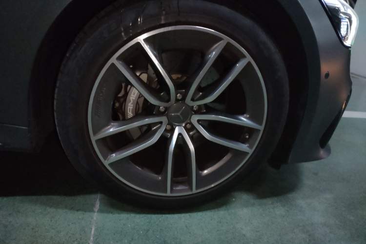 Used Mercedes-Benz AMG GT 2020 AMG GT 50 Four-Door Coupe Right Front Wheel Hub