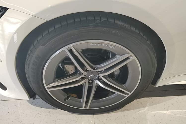 Used Mercedes-Benz AMG GT 2020 AMG GT 50 Four-Door Coupe Left Front Wheel Hub