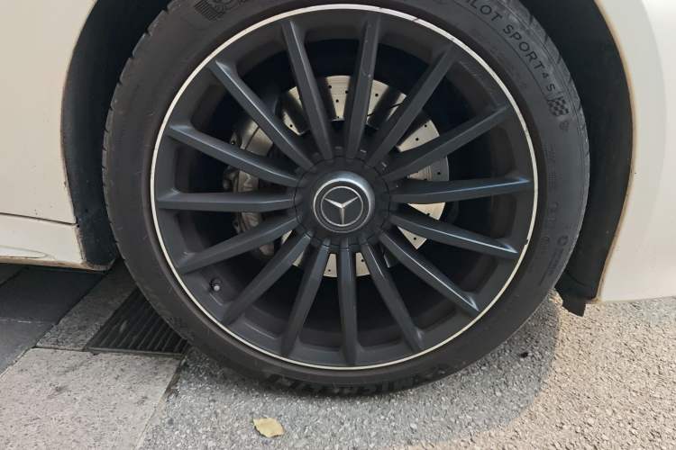 Used Mercedes-Benz AMG GT 2020 AMG GT 50 Four-Door Coupe Right Front Wheel Hub