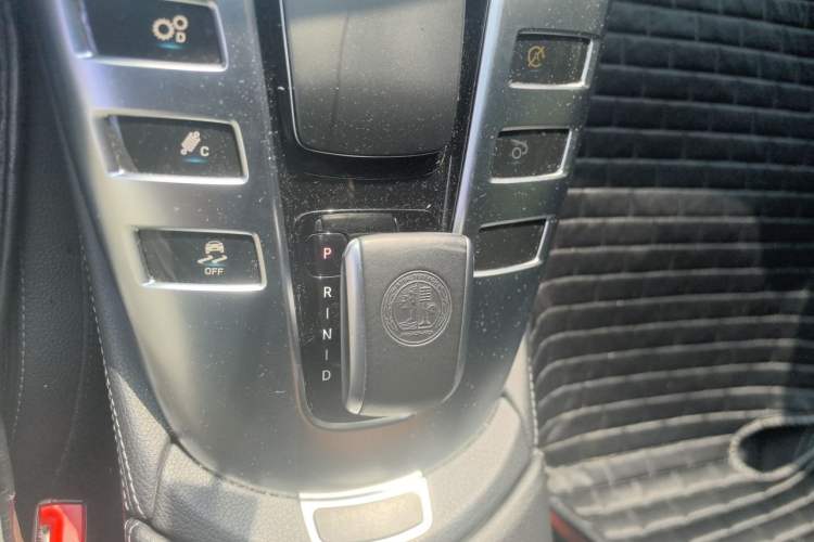 Used Mercedes-Benz AMG GT  Gear Lever