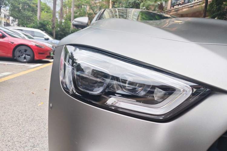 Used Mercedes-Benz AMG GT 2022 AMG GT 50 4MATIC+ Four-Door Coupe China Edition Right Front Headlight