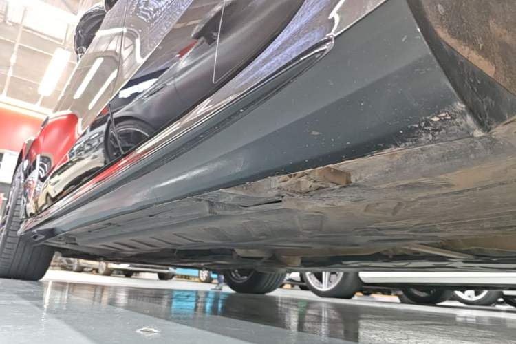 Used Mercedes-Benz AMG GT 2023 AMG GT 50 Four-Door Coupe Left Side Sill