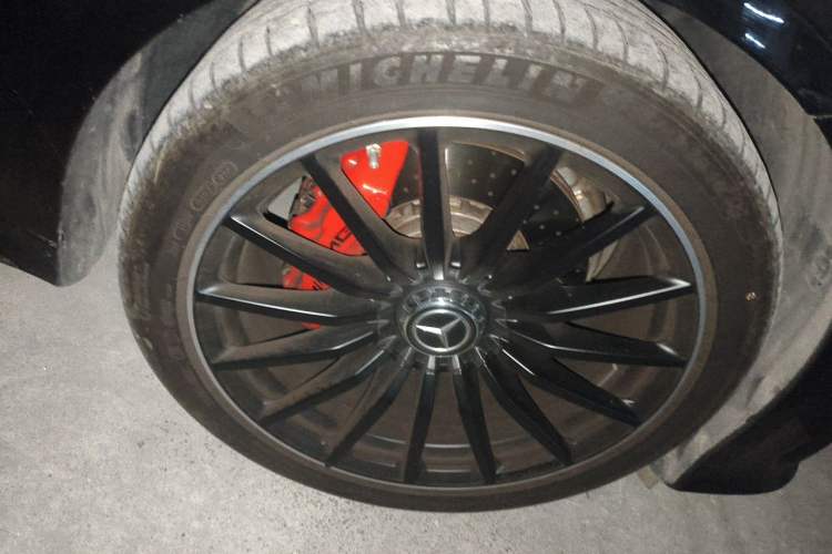 Used Mercedes-Benz AMG GT 2023 AMG GT 50 Four-Door Coupe Right Front Wheel Hub
