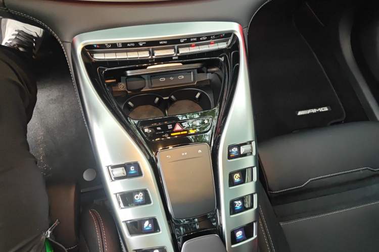 Used Mercedes-Benz AMG GT 2025 AMG GT 50 Four-Door Coupe China Special Edition Gear Lever