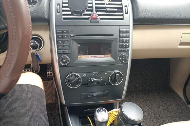 Used Mercedes-Benz B-Class 2009 B 200 Fashion Model Audio And AC Panel