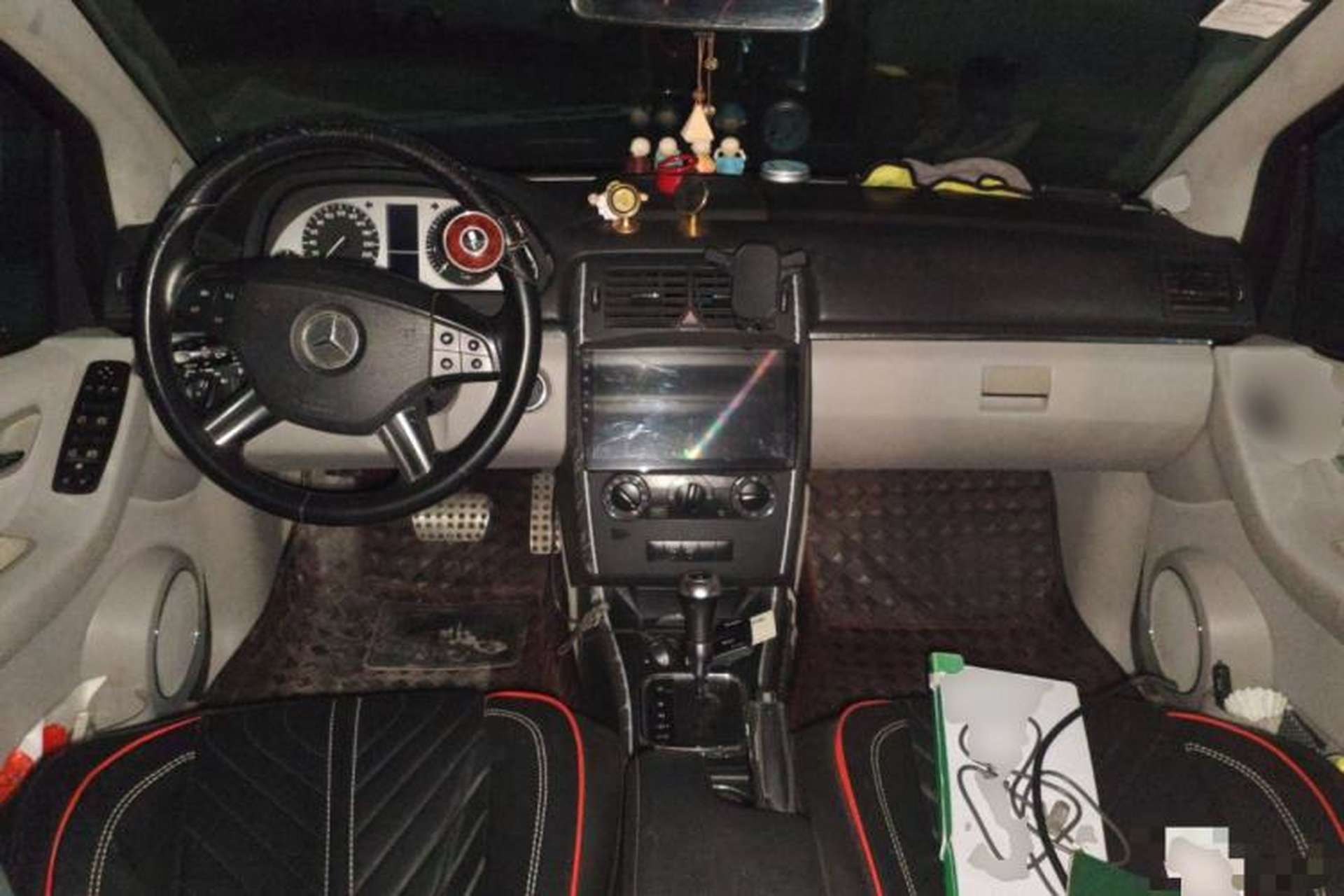 Used Mercedes-Benz B-Class 2009 B 200 Luxury Model Center Console